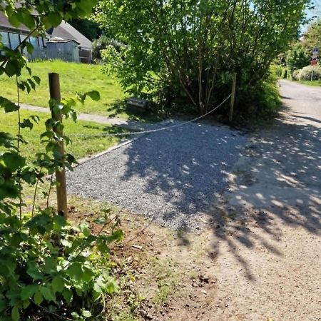 Villa Cocon Douillet Avec Chaleur Ambiante Du Poele A Pellets Hastiere-par-dela Exterior foto